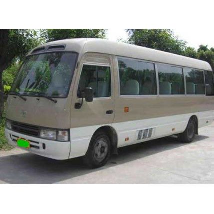 28座中巴车