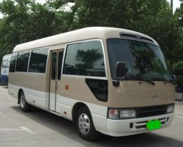 23座中巴车